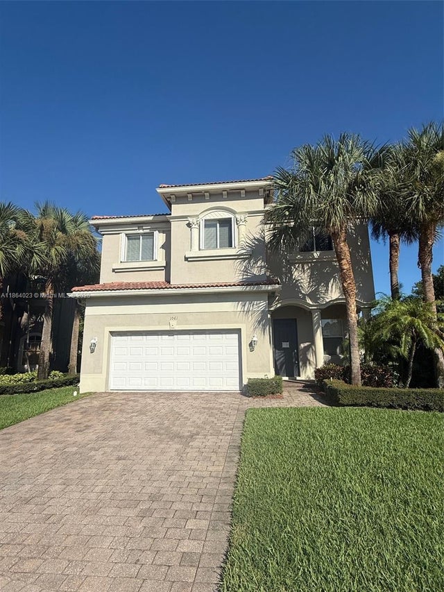 1 of 9 - 1061 Grove Park Cir, Boynton Beach, FL