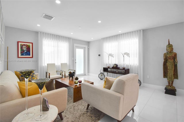 4 of 56 - 14441 S Biscayne River Rd, Miami, FL