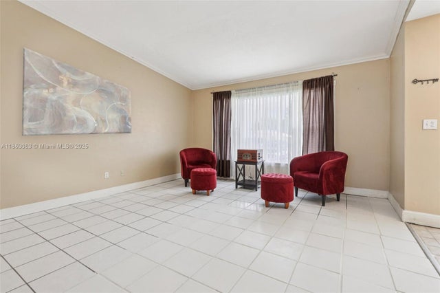 3 of 63 - 11121 Sw 162nd Ter, Miami, FL