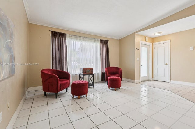 4 of 63 - 11121 Sw 162nd Ter, Miami, FL