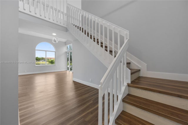 4 of 44 - 3835 Lombardy St, Hollywood, FL