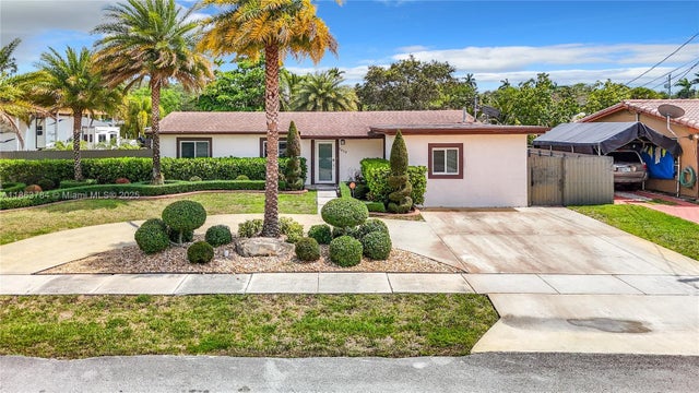 1 of 29 - 2610 Sw 19th St, Fort Lauderdale, FL
