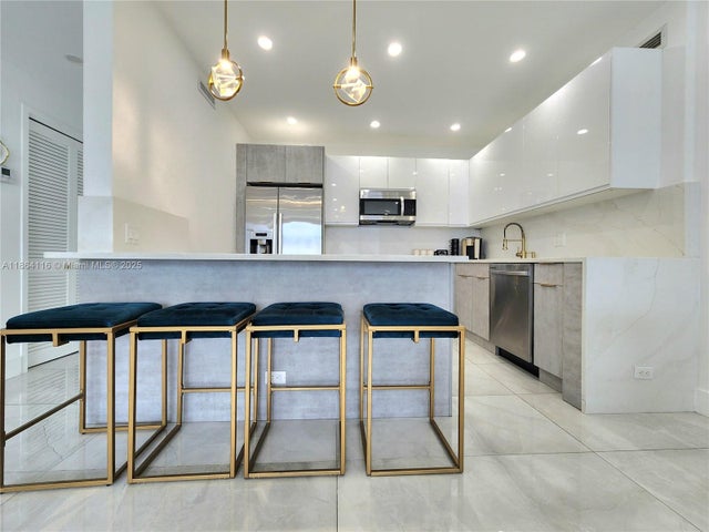 5 of 29 - 3505 S Ocean Dr 1502, Hollywood, FL