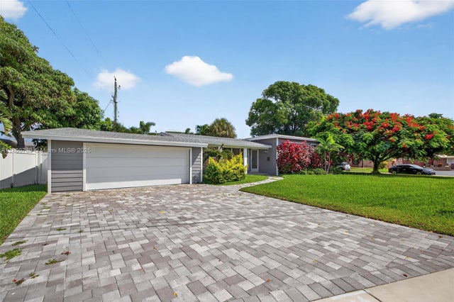 1 of 49 - 1421 Se 10th St, Deerfield Beach, FL