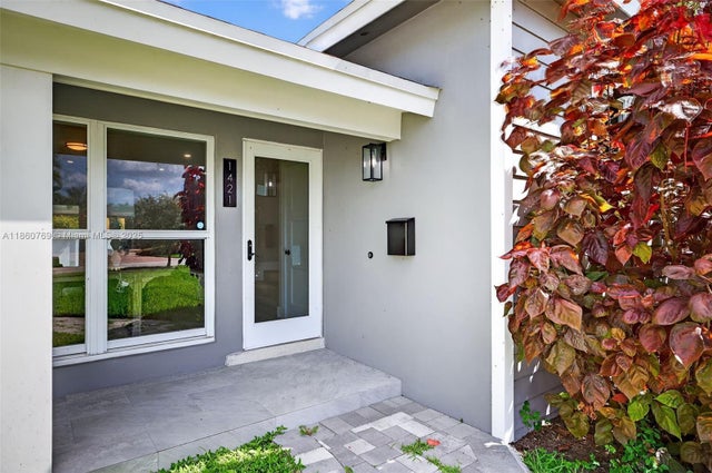 4 of 49 - 1421 Se 10th St, Deerfield Beach, FL