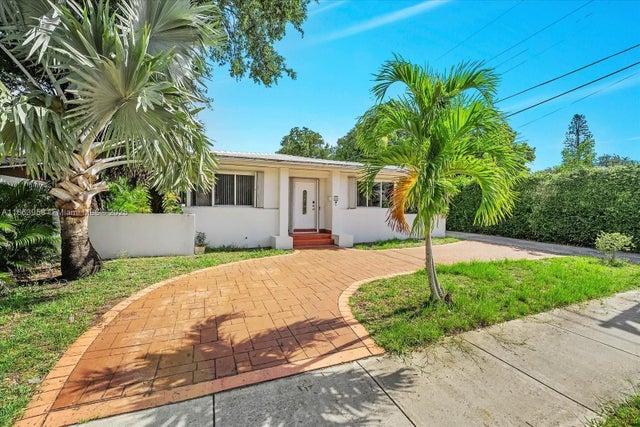 4 of 32 - 25 Nw 95th St, Miami Shores, FL