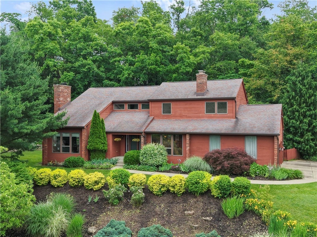 2507 Sarah Court, Murrysville