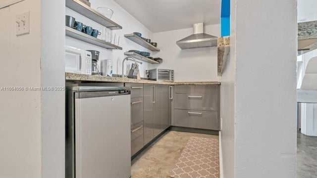 3 of 21 - 865 Collins Ave 207, Miami Beach, FL