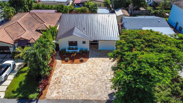 3 of 21 - 7045 Sw 83rd Pl, Miami, FL