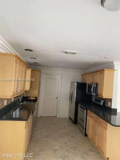 4 of 7 - 804 Ne 2nd St, Hallandale Beach, FL