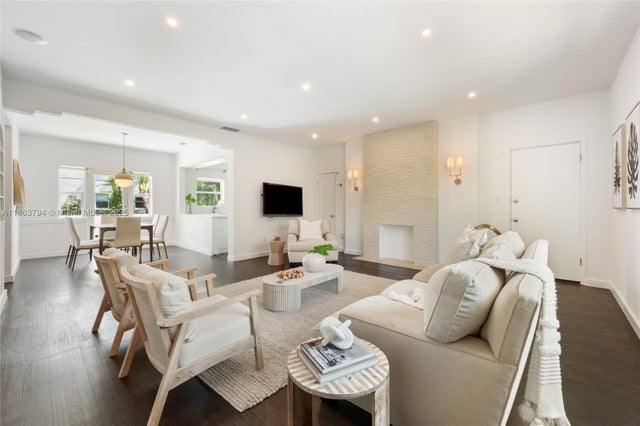 2 of 25 - 4015 N Meridian Ave 4, Miami Beach, FL