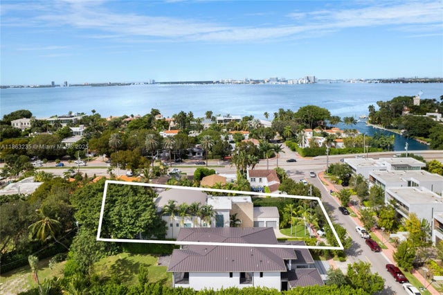 5 of 10 - 980 W 48th St, Miami Beach, FL