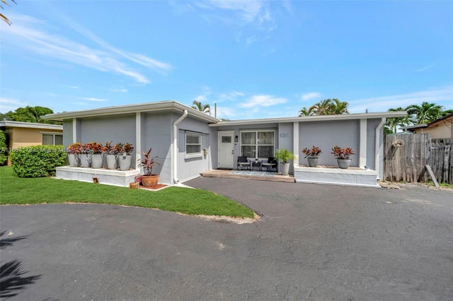 2 of 42 - 6361 Liberty St, Hollywood, FL