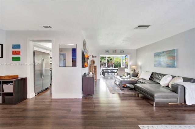 5 of 42 - 6361 Liberty St, Hollywood, FL