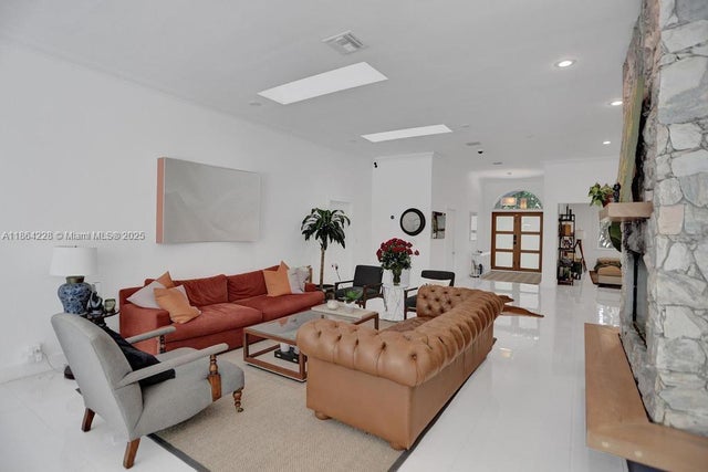 5 of 26 - 685 Golden Beach Dr, Golden Beach, FL