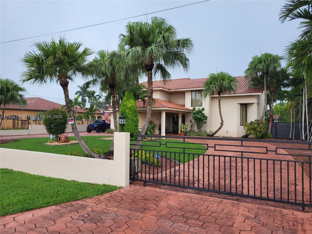 1 of 66 - 2930 Sw 129 Ave, Miami, FL