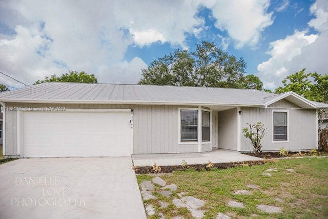 2 of 27 - 3966 Sw Brunswick St, Port St Lucie, FL