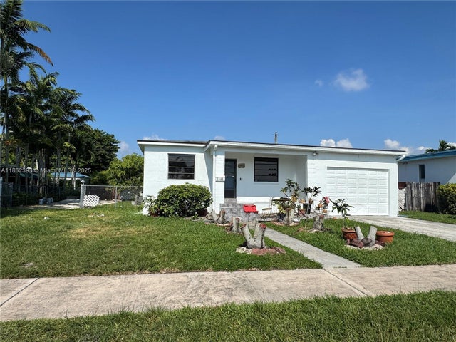 5 of 5 - 2840 Sw 103rd Pl, Miami, FL