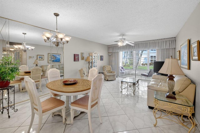 1 of 40 - 4706 Nw 36th St 402, Lauderdale Lakes, FL