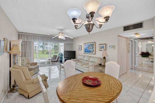 3 of 40 - 4706 Nw 36th St 402, Lauderdale Lakes, FL