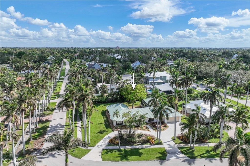 3209 W Riverside Dr, Fort Myers