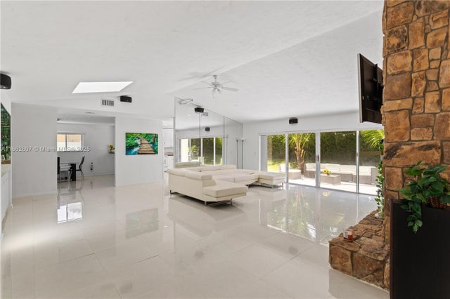 5 of 52 - 2451 Sw 23rd Cranbrook Dr, Boynton Beach, FL