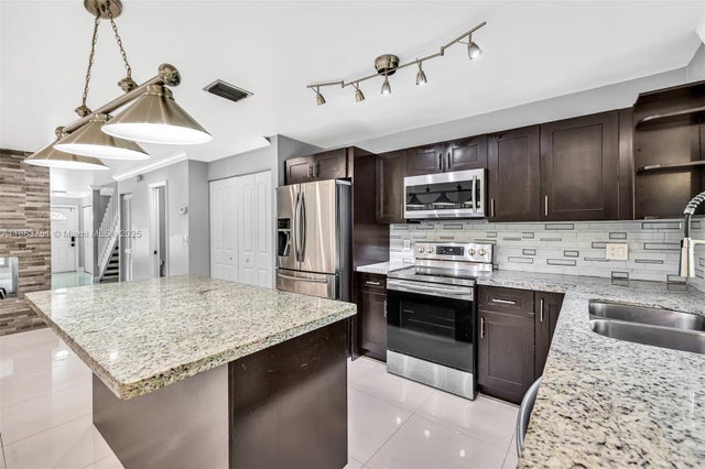 1 of 31 - 4299 Coral Springs Dr 3a, Coral Springs, FL