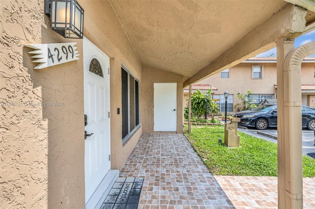 4 of 31 - 4299 Coral Springs Dr 3a, Coral Springs, FL