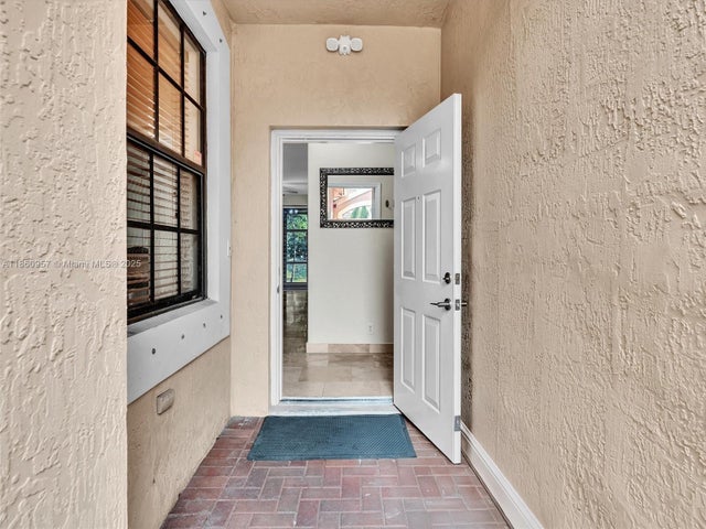 3 of 34 - 3853 Tree Top Dr, Weston, FL