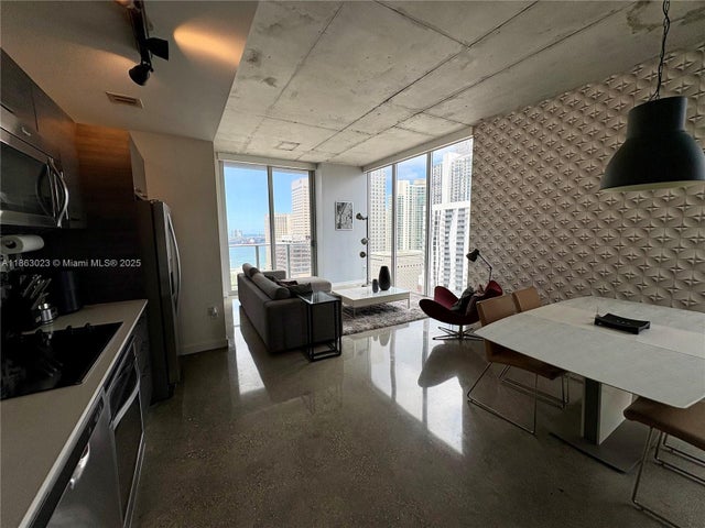 2 of 11 - 151 Se 1st St 2401, Miami, FL