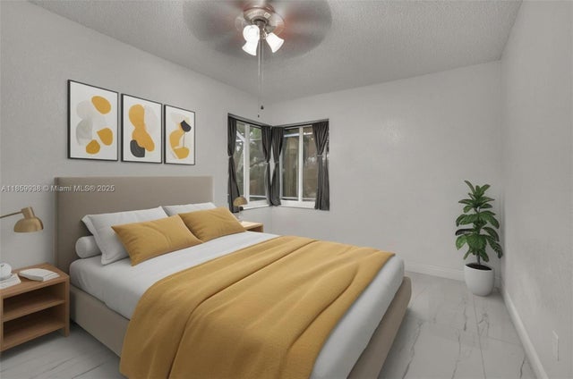 5 of 39 - 544 Nw 159th Ln, Pembroke Pines, FL