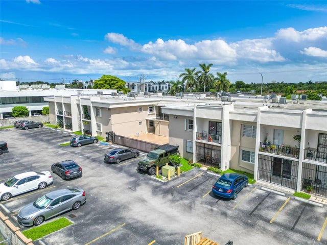 4 of 32 - 9000 Sw 24th St 223c, Miami, FL