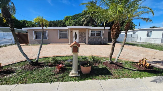 2 of 31 - 453 E 61st St, Hialeah, FL
