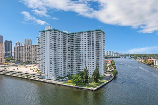 1 of 10 - 301 174th St 408, Sunny Isles Beach, FL