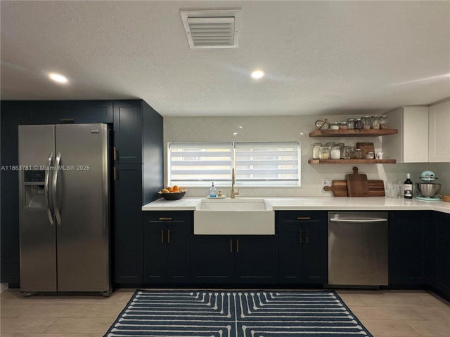 3 of 25 - 7310 Sw 31st St, Miami, FL