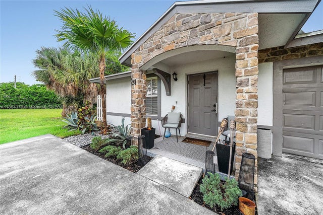 3 of 36 - 31 Sw 11th Ave, Delray Beach, FL