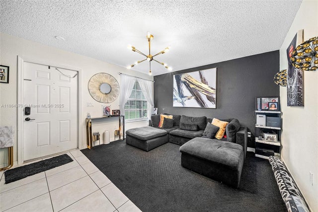 4 of 36 - 31 Sw 11th Ave, Delray Beach, FL
