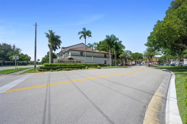 3 of 26 - 530 S Park Rd 18-11, Hollywood, FL