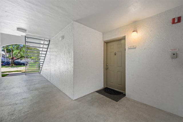 5 of 26 - 530 S Park Rd 18-11, Hollywood, FL