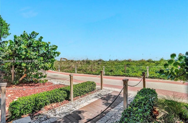 4 of 21 - 6423 E Collins Ave 206, Miami Beach, FL
