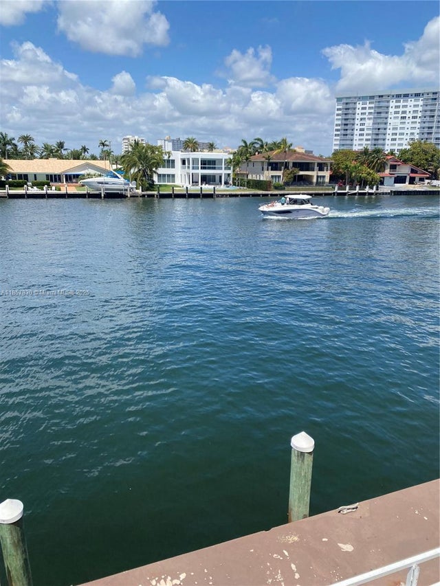 2 of 18 - 1965 S Ocean Dr 3h, Hallandale Beach, FL