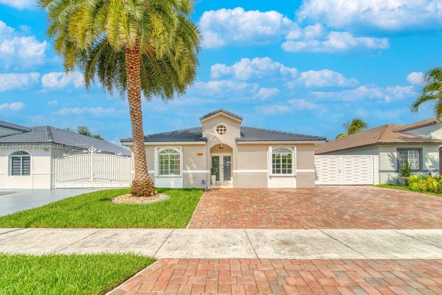 2 of 39 - 16886 Sw 143rd Pl, Miami, FL