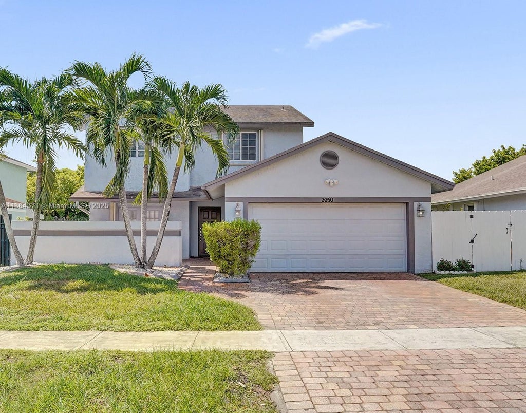 9950 Sw 12th St, Pembroke Pines