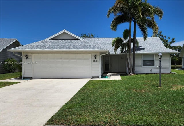 1 of 23 - 6951 Se Lillian Ct, Stuart, FL