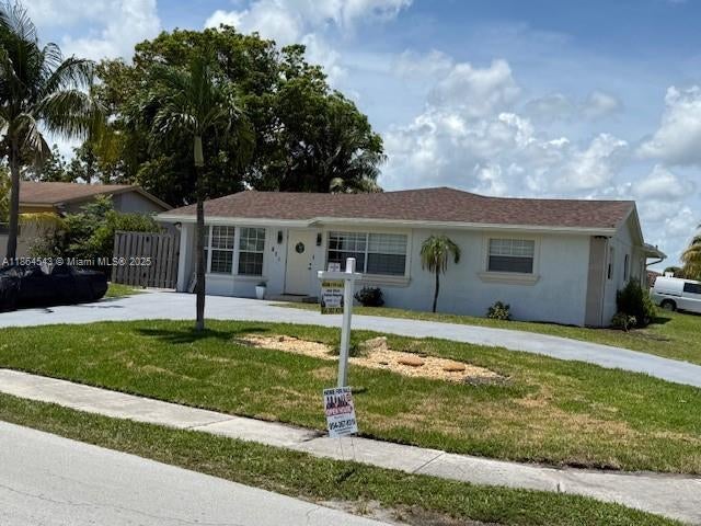 1 of 16 - 671 Sw 14th St, Deerfield Beach, FL