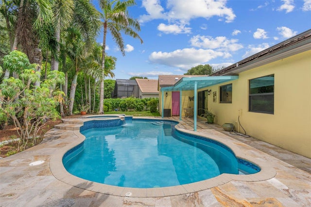 2 of 56 - 9945 W Tree Tops Court, Davie, FL
