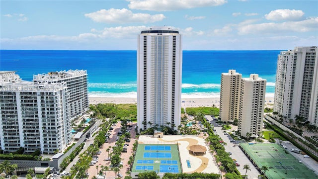 1 of 97 - 3000 N Ocean Dr Ph-d, Singer Island, FL