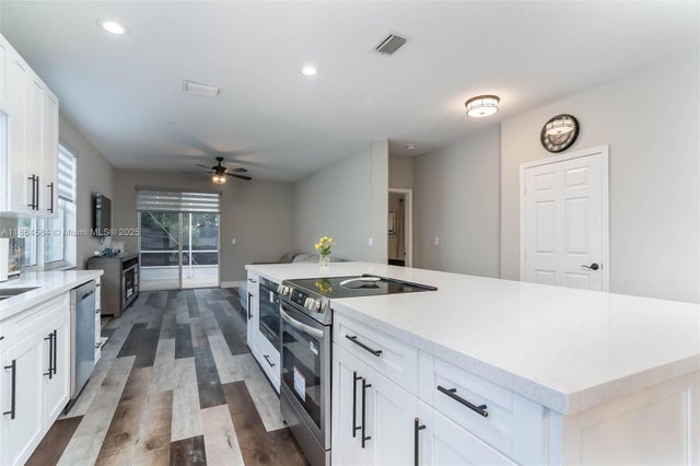 3 of 21 - 4907 Pelican Mnr, Coconut Creek, FL