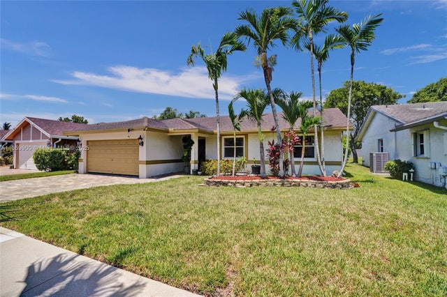 4 of 38 - 4365 Nw 103rd Ter, Sunrise, FL