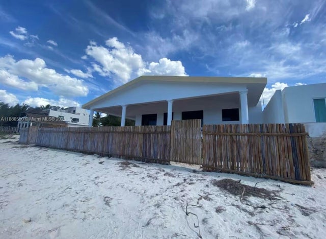 2 of 11 - Calle 18 Y 2 Telchak Puerto, Merida, OS